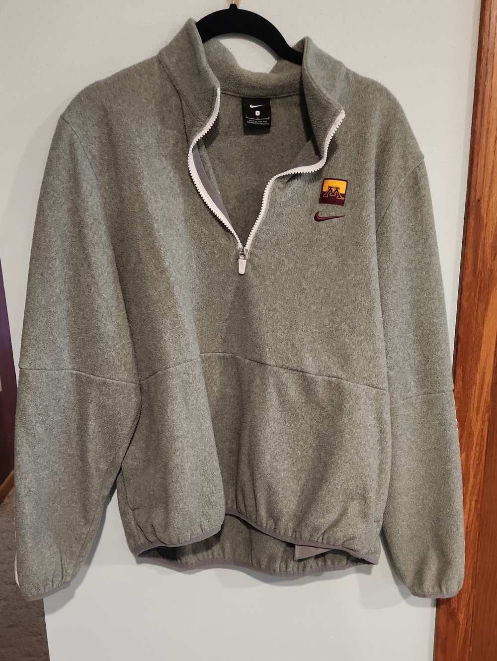 Nike Women’s MN Heather Gray Quarter-Zip Fleece Pullover with Maroon Swoosh